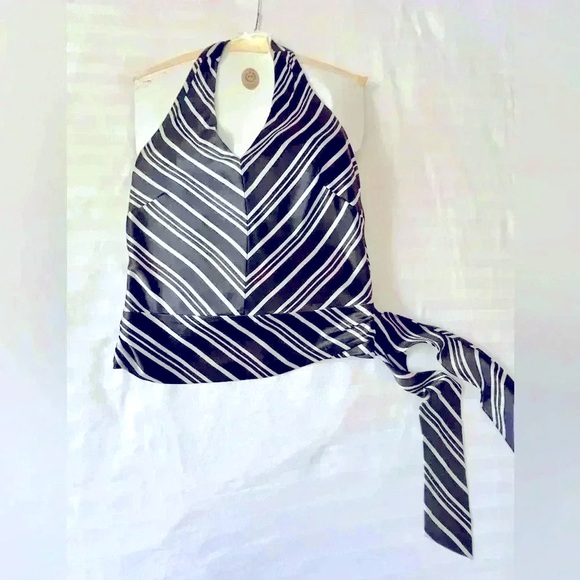 BANANA REPUBLIC 100% Silk Halter blouse with side tie - Picture 6 of 6